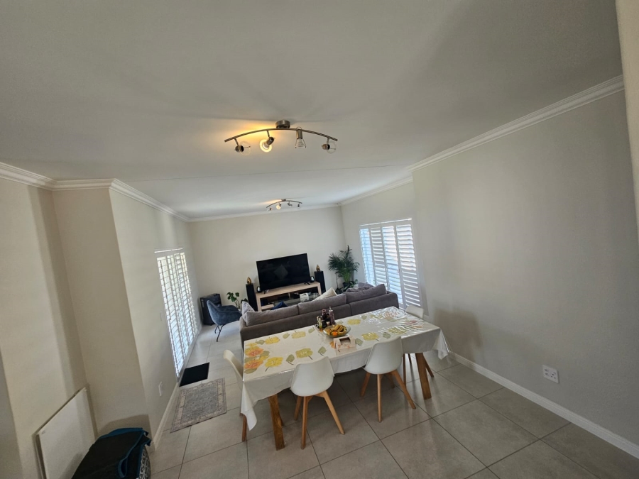 To Let 3 Bedroom Property for Rent in Sunningdale Western Cape